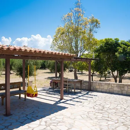 Holiday home Natura Verde Lixouri
